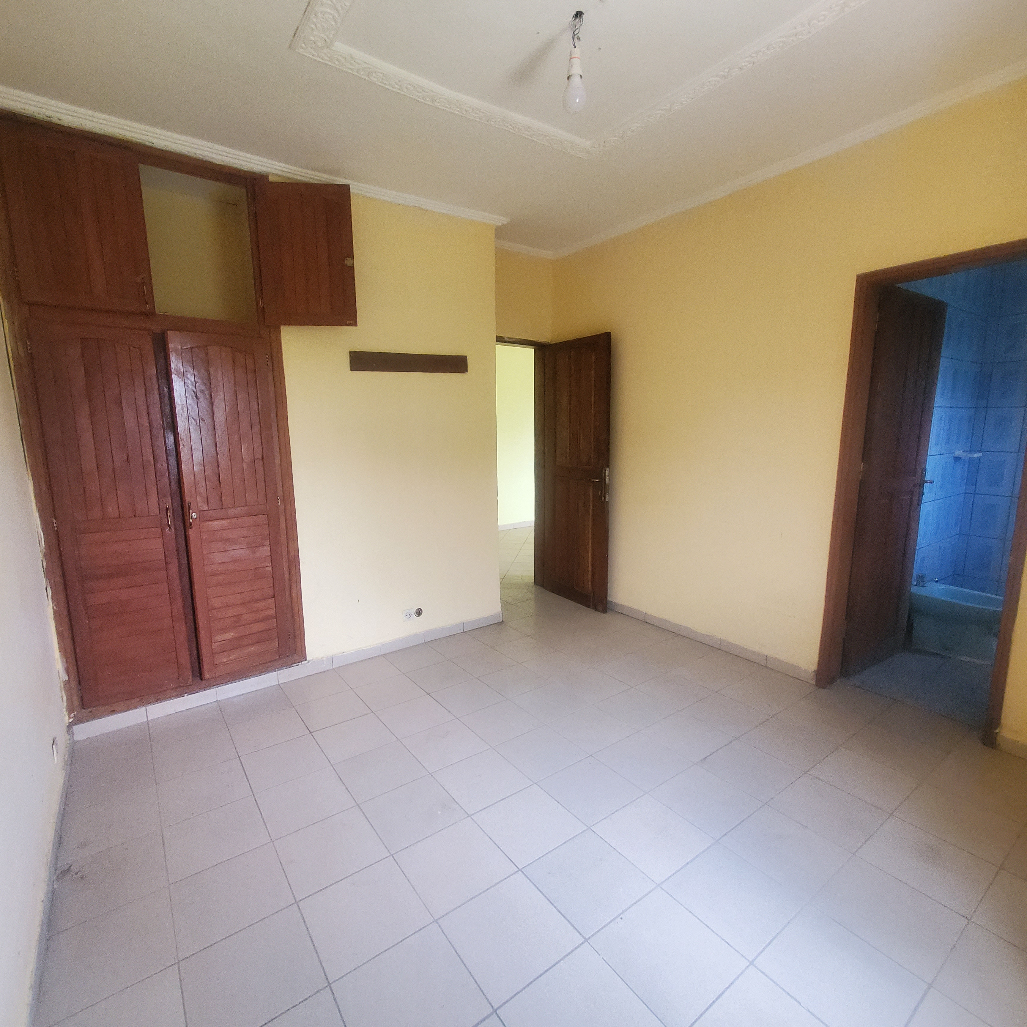 Bel Appartement à Mbanya