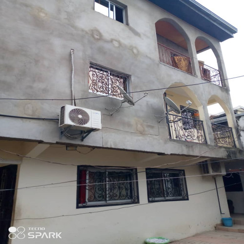 Appartement en finition à Akwa-nord